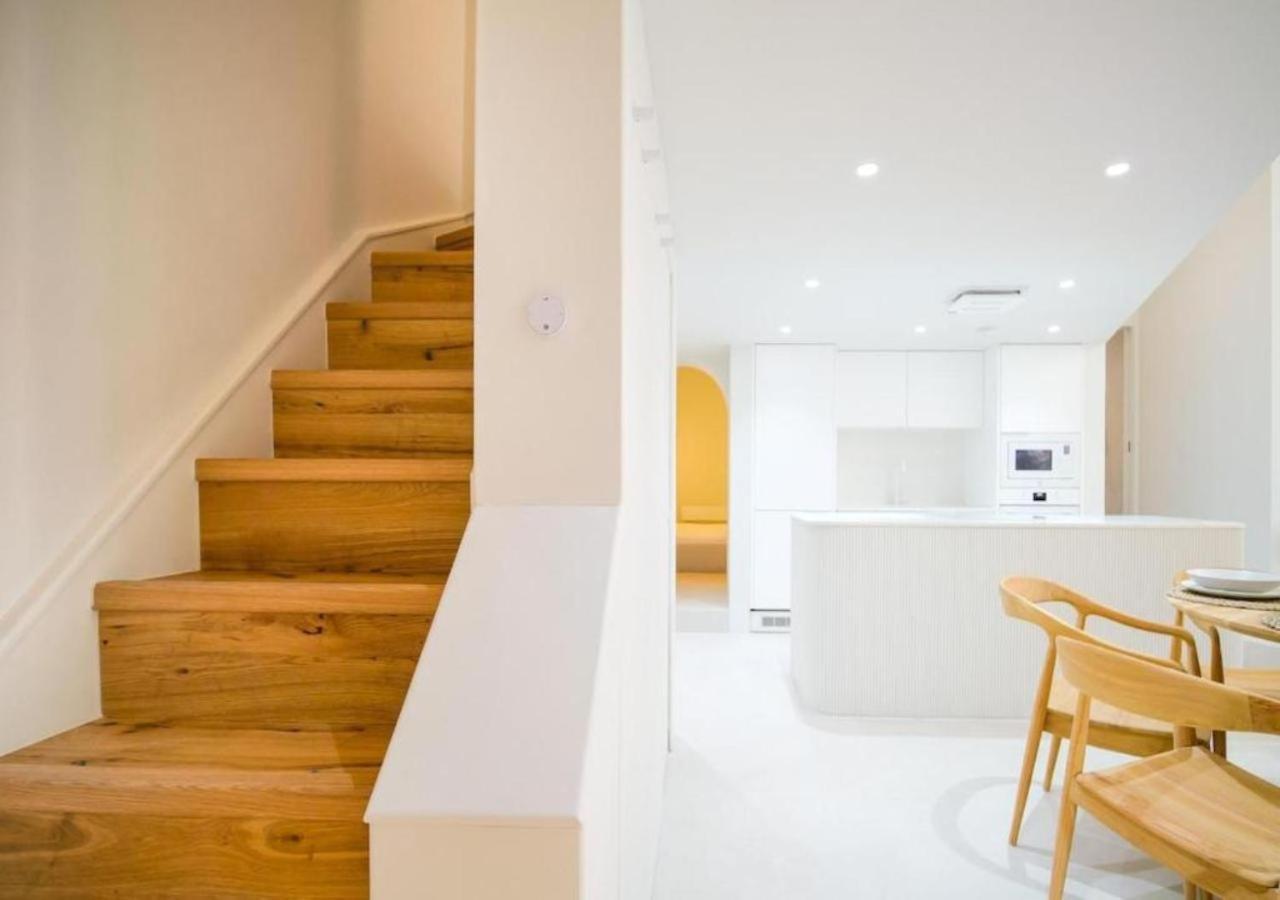 Santorini By The Heim Residences Manchester Exterior foto